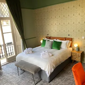 https://the-watermans-arms-london.brighton-hotels-england.com